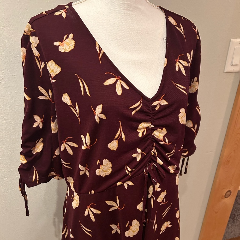 Lauren Conrad Burgundy Floral Dress (XL)